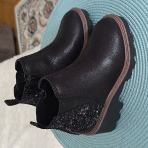 POP GIRLS BRAND BLACK ANKLE BOOTS WITH SPARKLES SIZE 11